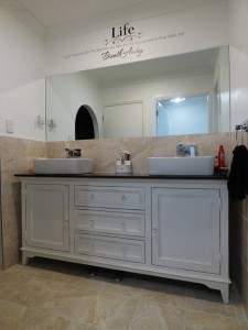 Photos of a modern style bathroom renovation at Ellalong